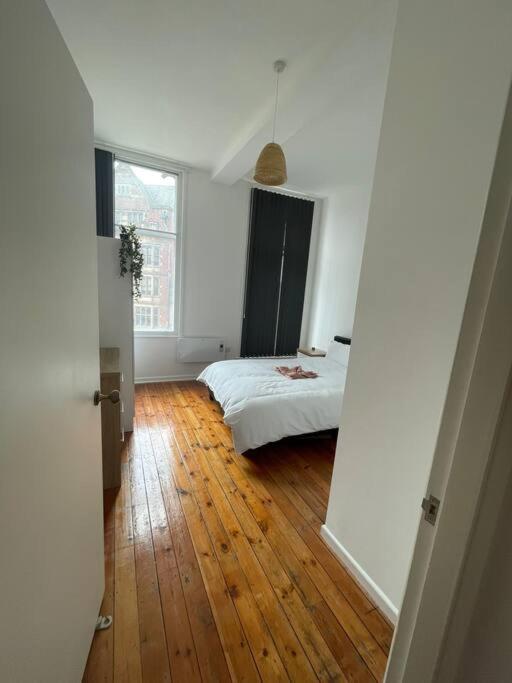 Spacious Flat For 6 City Center Gs305 Sheffield Exterior photo